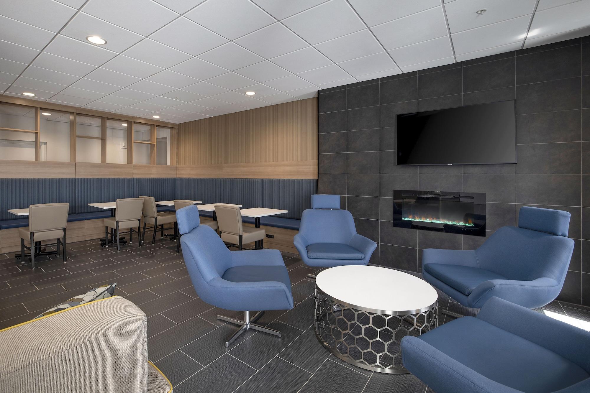 Hotel Microtel & By Wyndham