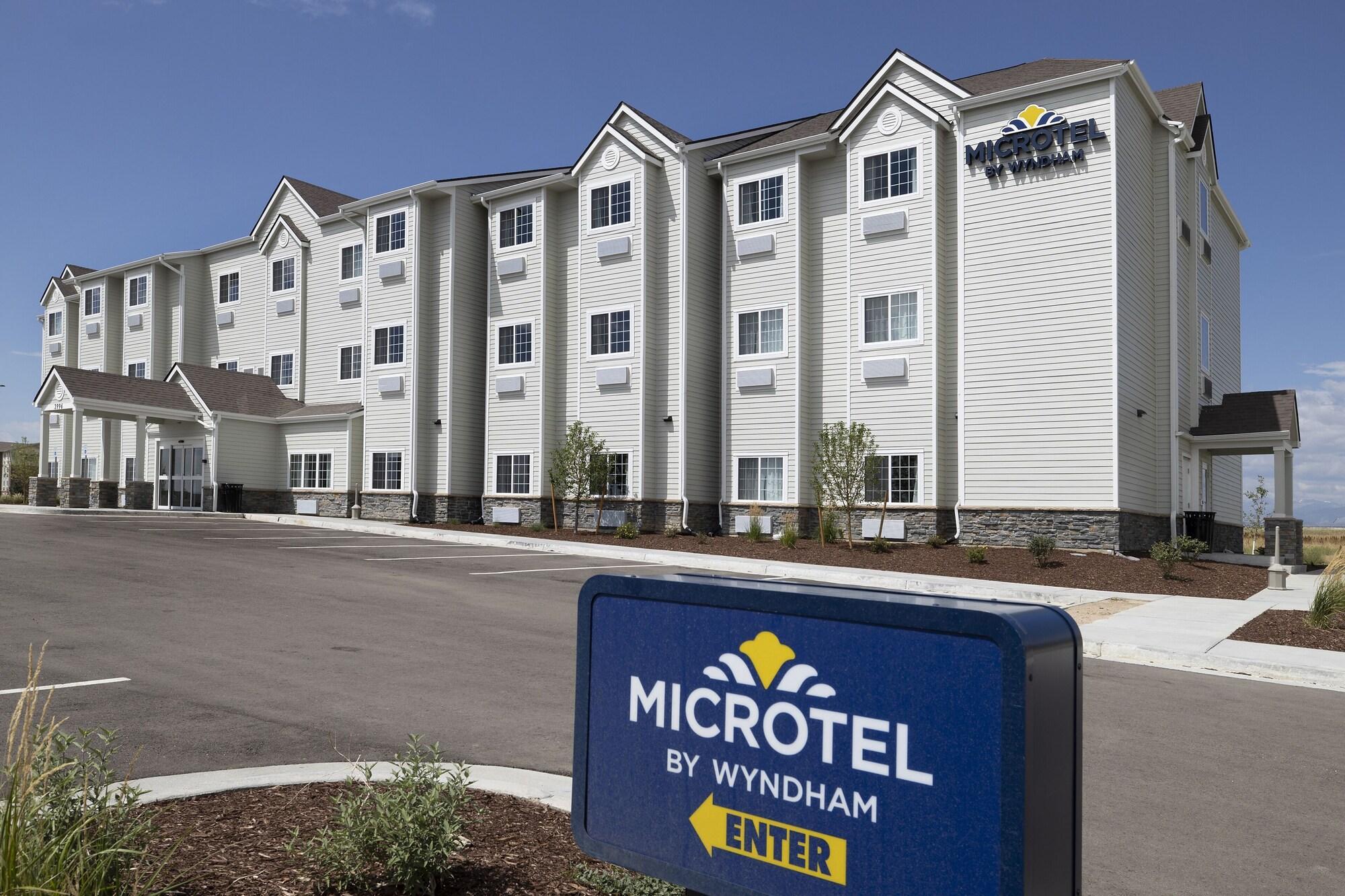 Hotel Microtel & By Wyndham 2*
